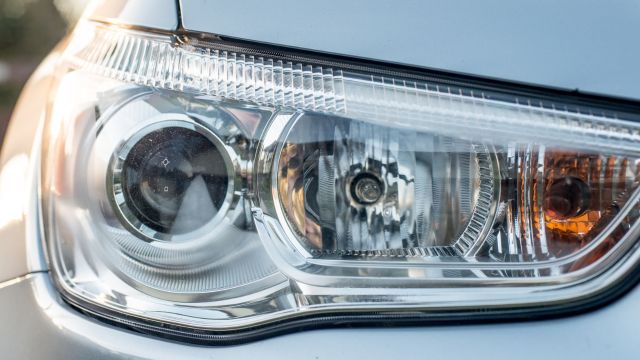 Check Your Car Lights Once a Month (2)